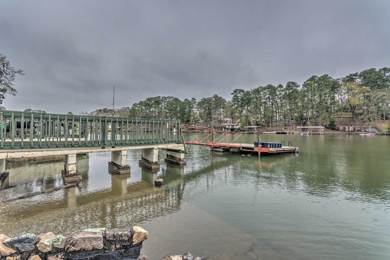 Апартаменты Lake Hamilton Couples Retreat Boat Dock And Ramp! Хот-Спрингс Экстерьер фото