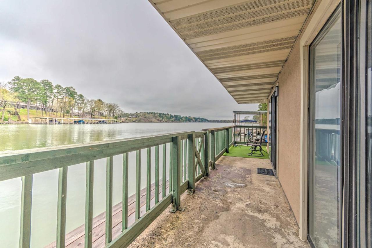 Апартаменты Lake Hamilton Couples Retreat Boat Dock And Ramp! Хот-Спрингс Экстерьер фото